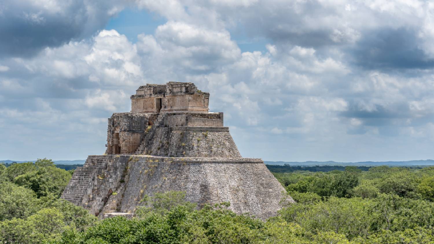 Chichen Itza Day Trip: Discovering the Wonder of the Ancient World Juntos Journeys Chichen Itza Day Trip